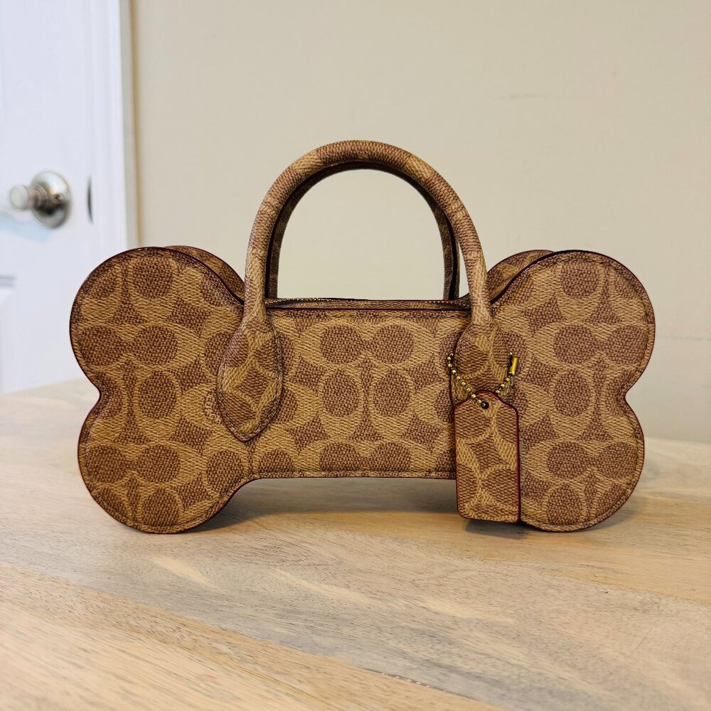 Coach Bone Bag In Signature Canvas, NWT